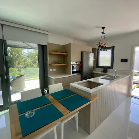 Apartamento 2 Bedroom Flat In Yalikavak 5 Minutes Walking Distance To The Sea Gundogan (Bodrum)